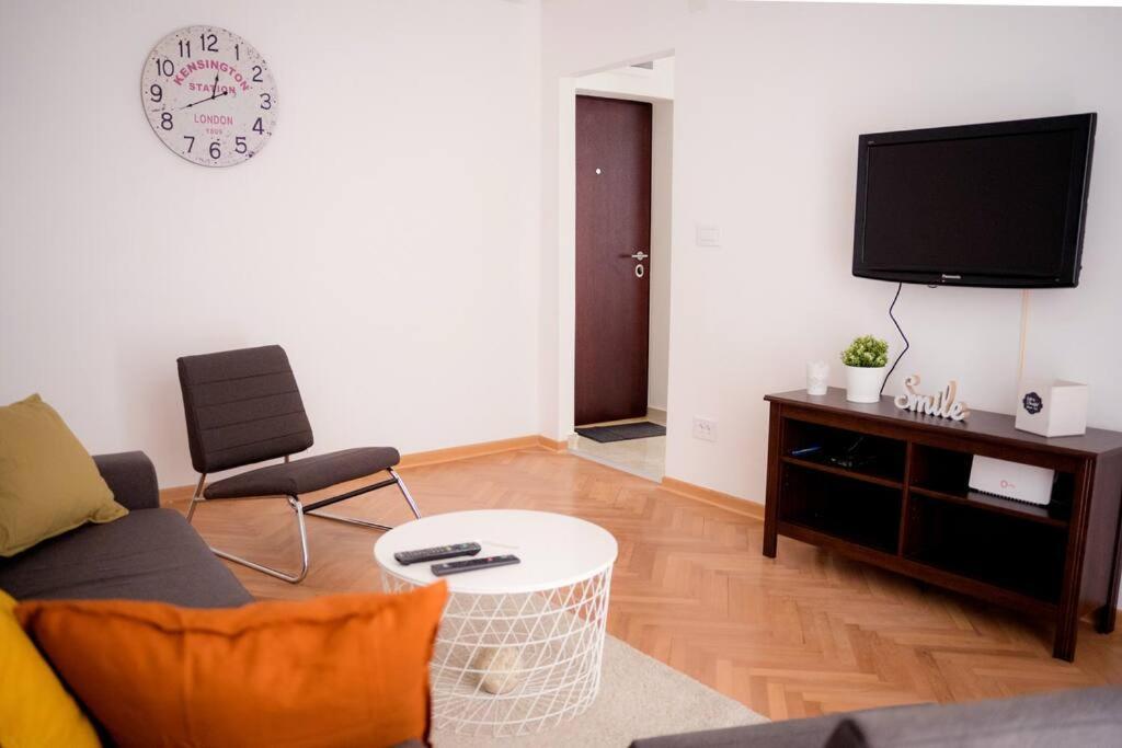 בלגרד Downtown, Spacious, 2 Bedroom Apartment מראה חיצוני תמונה