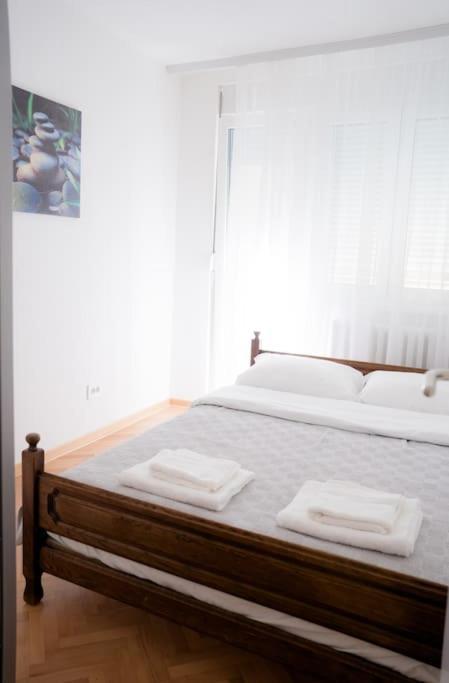 בלגרד Downtown, Spacious, 2 Bedroom Apartment מראה חיצוני תמונה